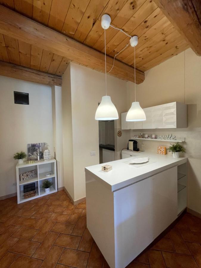 פבריאנו Il Borghetto Medievale Suite מראה חיצוני תמונה